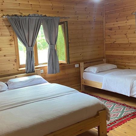 Bujtina Leke Gerla Hotel Тет Екстериор снимка