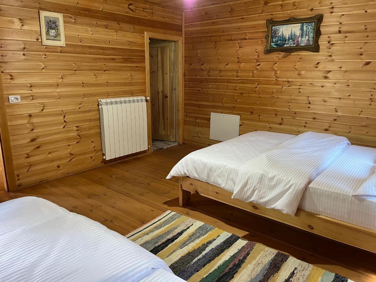 Bujtina Leke Gerla Hotel Тет Екстериор снимка