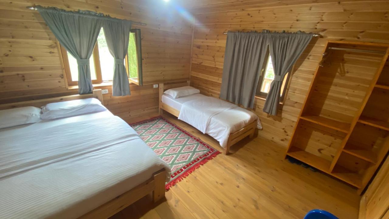 Bujtina Leke Gerla Hotel Тет Екстериор снимка
